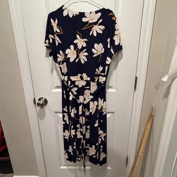 Tahari Women Dress Floral Faux Wrap Navy Blue Short Sleeve XL - Picture 10 of 13